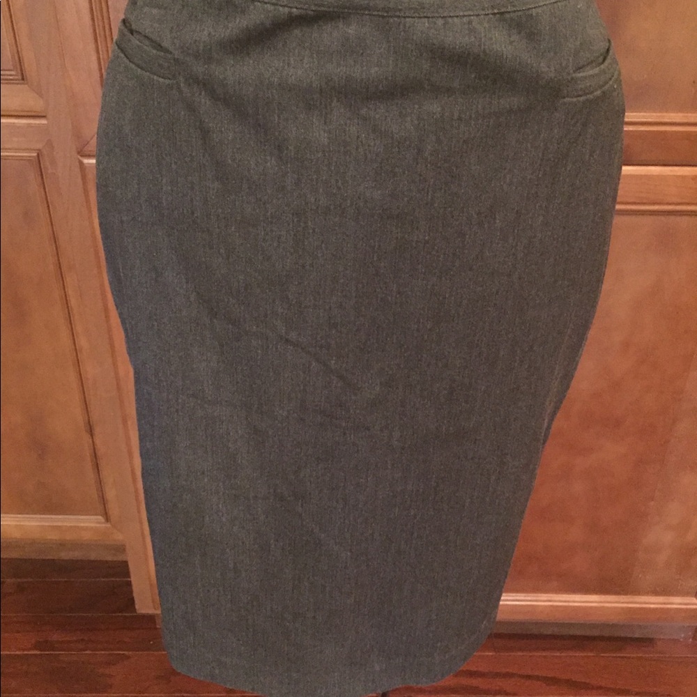 The Limited charcoal grey pencil skirt - Picture 3 of 4